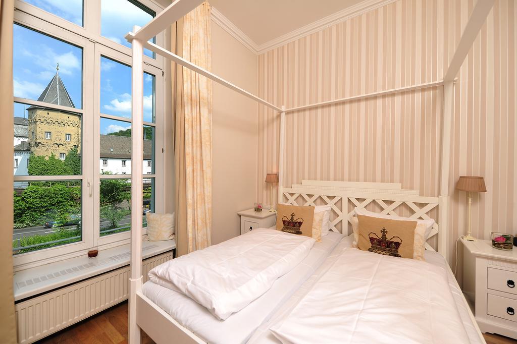 Hotel Bucheneck Linz am Rhein Szoba fotó